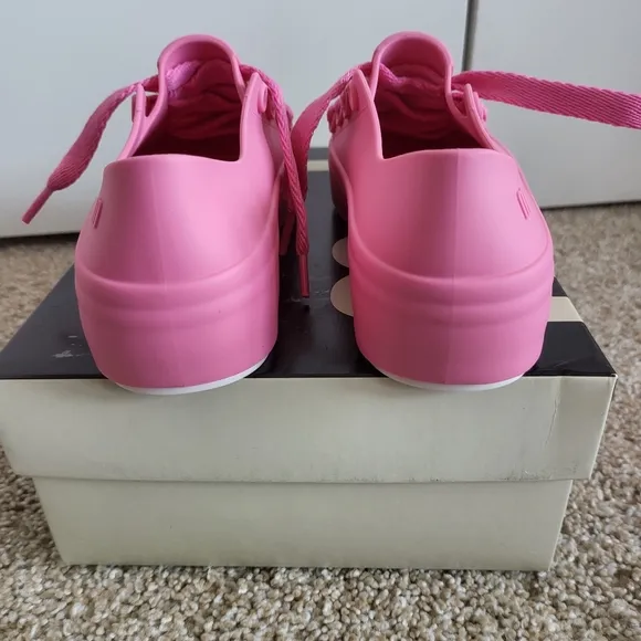 ♥️NWT♥️ MINI MELISSA GIRLS SNEAKERS
