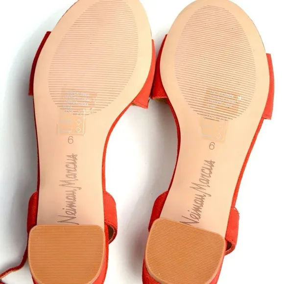NWT NEIMAN MARCUS &quot;CLEMENTINE&quot; RED SIZE 6M