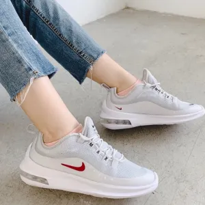 NWT Nike Air Max Axis Women’s Shoes