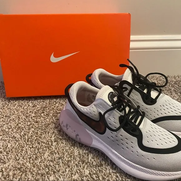 NWT Nike Joyride Dual Run Tortise Shell Woman's Running Shoe