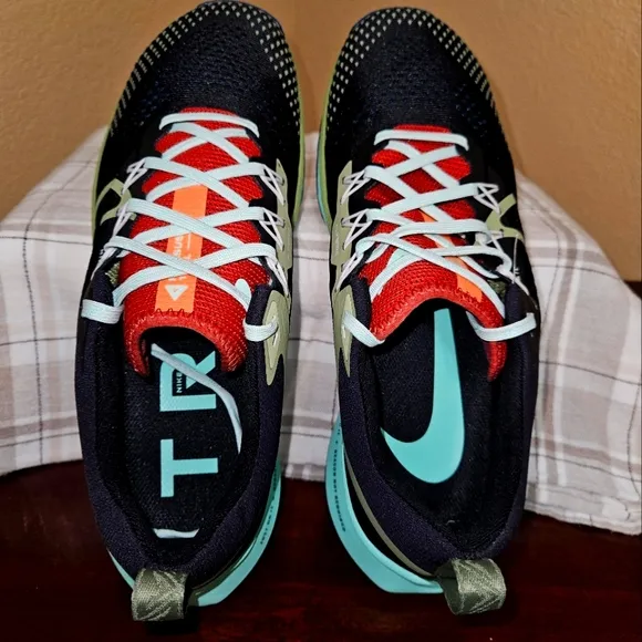 NWT- NIKE PEGASUS TRAIL IV ALL TERRAIN SHOES. SZ 10.5