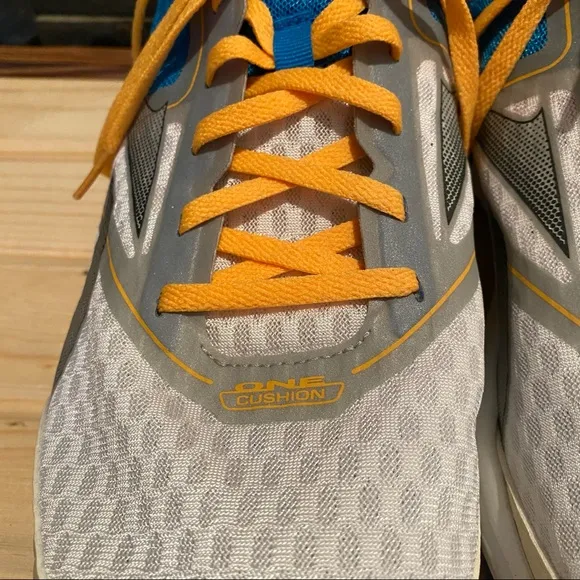 ‼️NWT- REEBOK One Cushion Smoothfuse Running Shoes