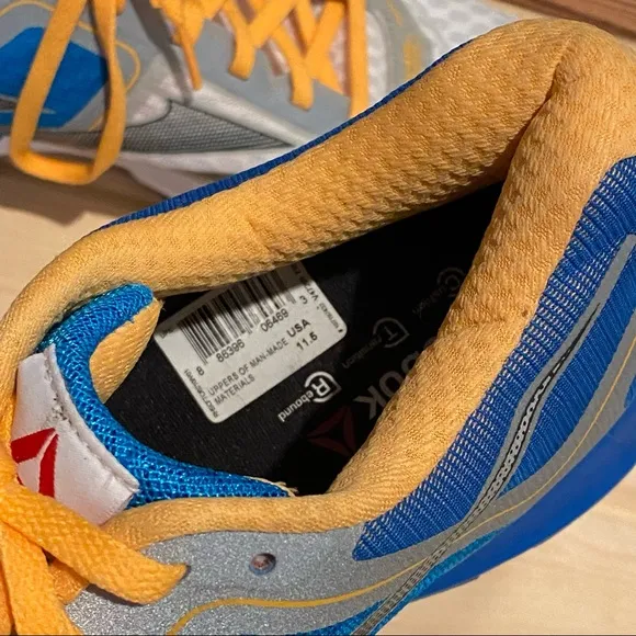 ‼️NWT- REEBOK One Cushion Smoothfuse Running Shoes