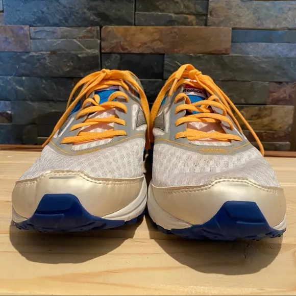 ‼️NWT- REEBOK One Cushion Smoothfuse Running Shoes