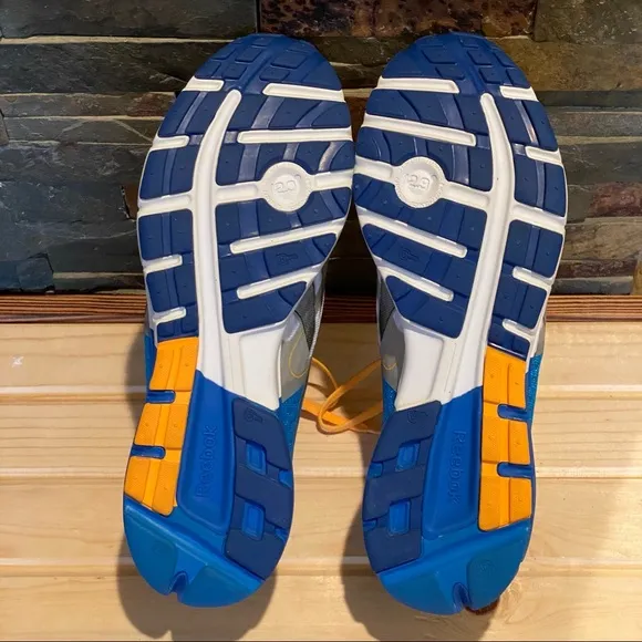 ‼️NWT- REEBOK One Cushion Smoothfuse Running Shoes