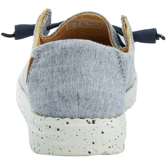 NWT Women’s Wendy Chambray Hey Dudes
