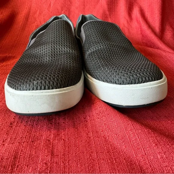 Olukai Lae’ahi Pavement Gray Slip-on Shoes, Men’s Size 13, EUC