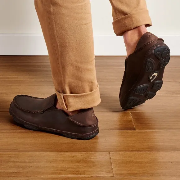 OluKai Moloā Men’s Leather Slip On Shoes Size 11 Dark Wood Java Brown $140