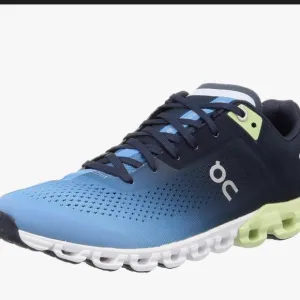 ON CLOUDFLOW AND MEN On Running Sneakers Size 9.5