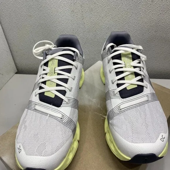 On Cloudgo Running Shoes – Men’s Size 11.5 – Grey/Green – Open Box