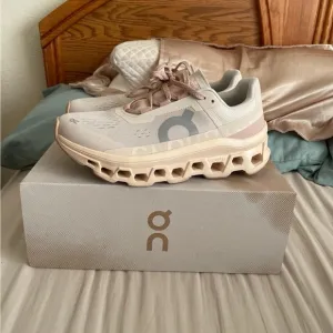 💕On Cloudmonster Sneakers - Moon | Fawn