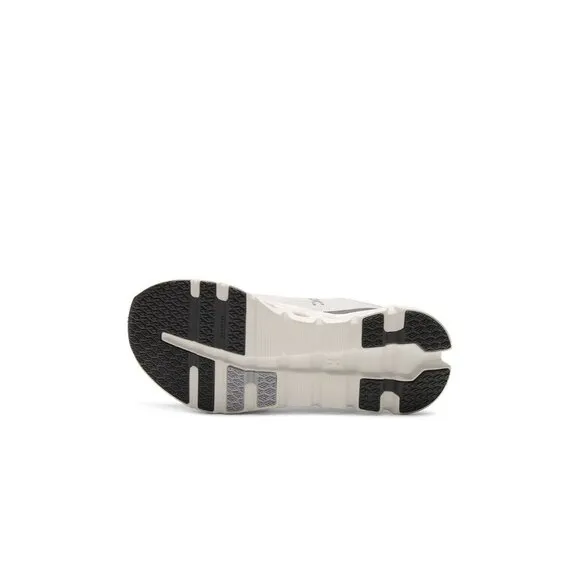 ON Cloudrunner 2 Sneaker in Frost &amp; White 9 New with box Mens Athletic Shoes