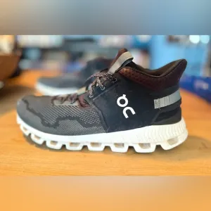 ON M CLOUD HI EDGE 13