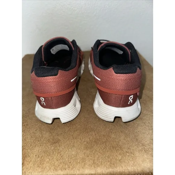 On Men's Cloud 5 Ruby/Rust Running Shoes US Sz 6.5