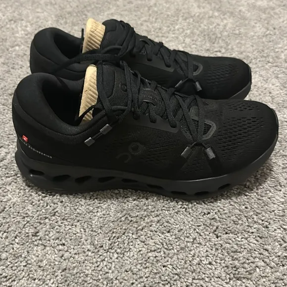 On Running Men's Cloudsurfer 2 running shoes in black/black size 9.5