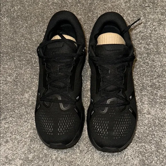 On Running Men's Cloudsurfer 2 running shoes in black/black size 9.5