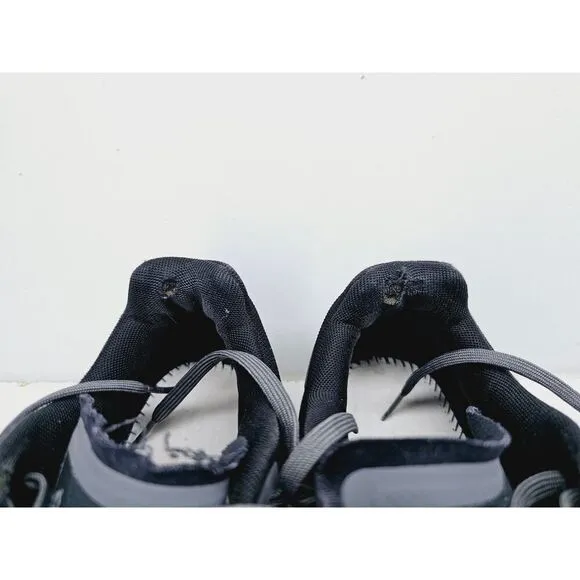 OnCloud Men's Size 10 Running Shoes