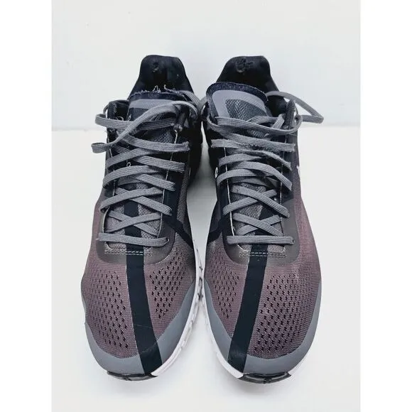 OnCloud Men's Size 10 Running Shoes