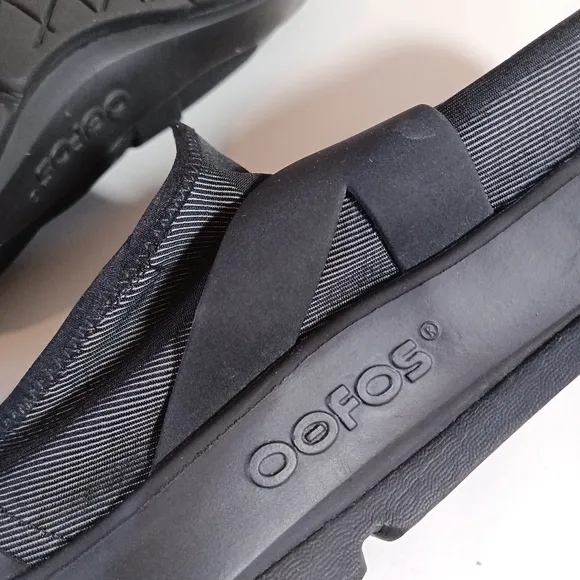 OOFOS 0omg Low Men's Lightweight Recovery Shoes Black Grey Size 12 EU 45