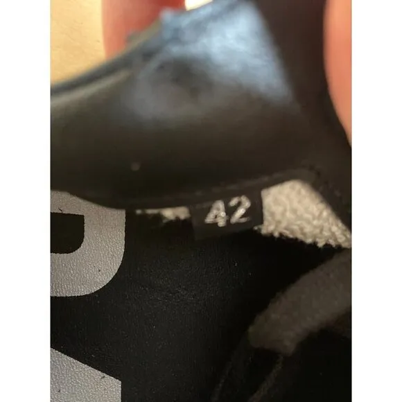 P448 &quot;jack&quot; all black sneakers mens Missized* 41 &amp; 42 leather