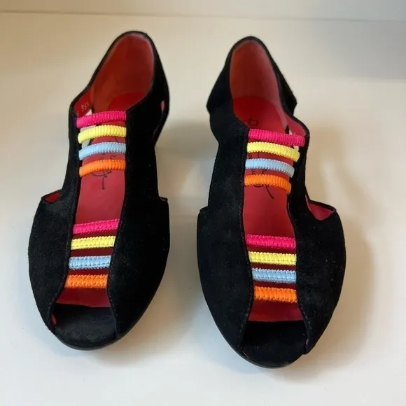 Pas De Rouge Suede Peep Toe Sandals. Excellent Condition. Size 5.5