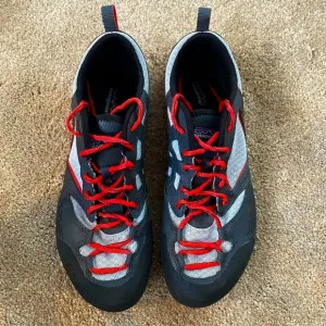Patagonia Performance Rover Lightweight Approach Hybrid Shoe Feather Grey Red 11