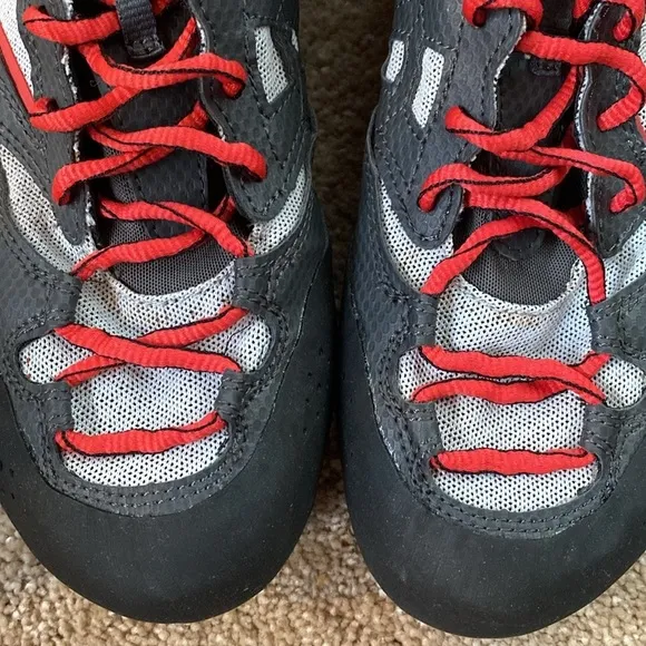 Patagonia Performance Rover Lightweight Approach Hybrid Shoe Feather Grey Red 11