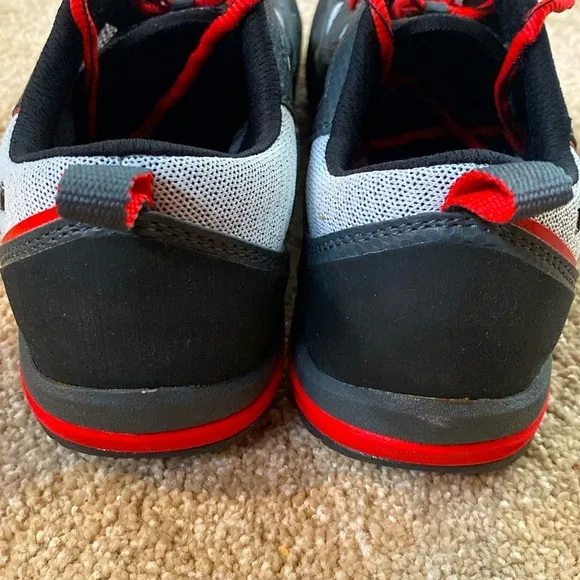 Patagonia Performance Rover Lightweight Approach Hybrid Shoe Feather Grey Red 11