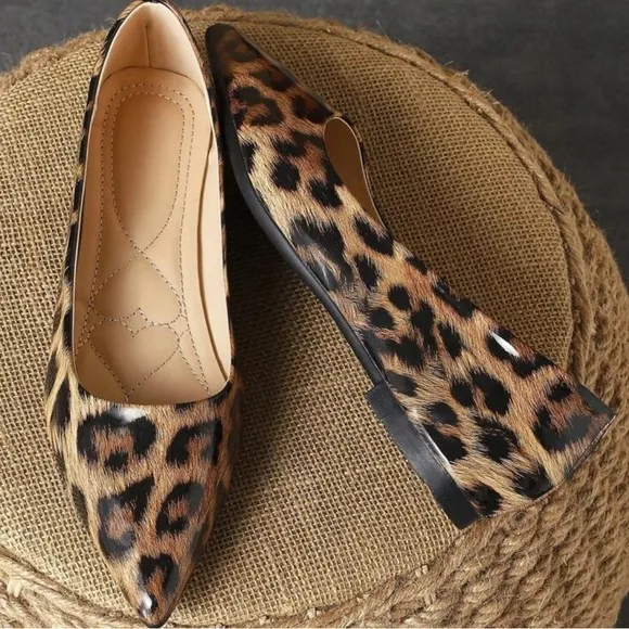 Patent Leopard Print Pointed Toe Flat  Shoe
