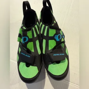 Pearl iZumi Tri Fly V Cycling Shoes Men US 8 woman’s 10 EU 41 black‎ green