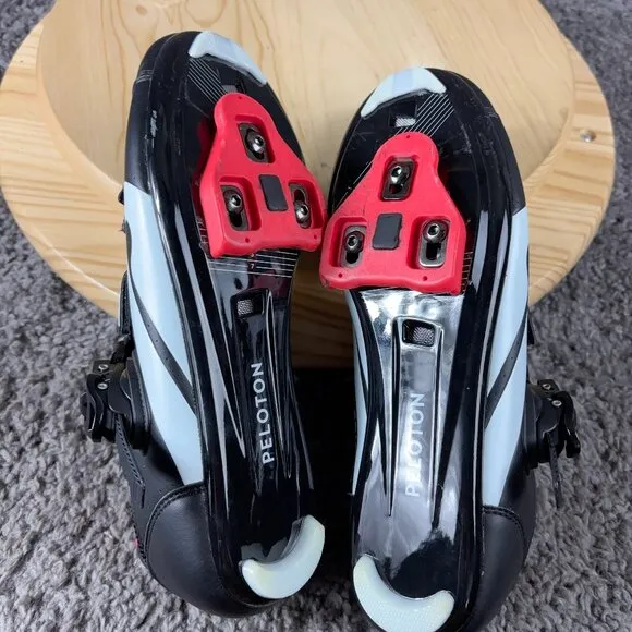 Peleton Indoor Cycling Shoes Size 42 Mens 8.5 Black Red 3 Bolt Bike Sneakers