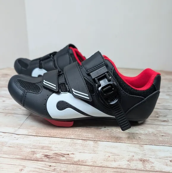Peloton Bike &amp; Bike Cycling Shoes Red Black White Unisex Size 38 Like New Size 8