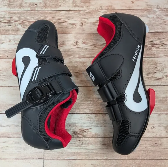 Peloton Bike &amp; Bike Cycling Shoes Red Black White Unisex Size 38 Like New Size 8