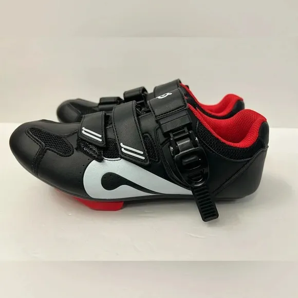 PELOTON Cycling Shoes With Cleats Size 37