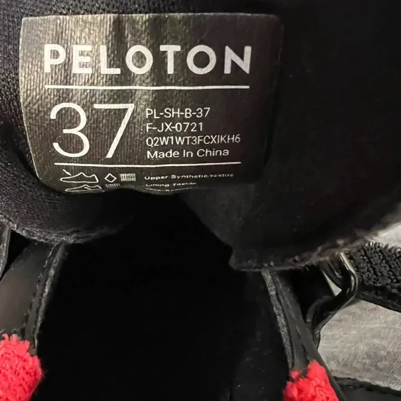 PELOTON Cycling Shoes With Cleats Size 37