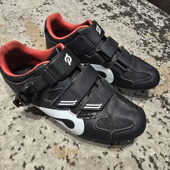 Peloton Cycling Shoes With Dclip