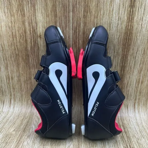 Peloton Cycling Women's Size 9 EU 40 Black Red Leather Cleats Athletic Shoes