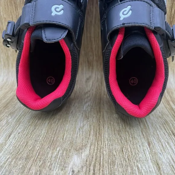 Peloton Cycling Women's Size 9 EU 40 Black Red Leather Cleats Athletic Shoes