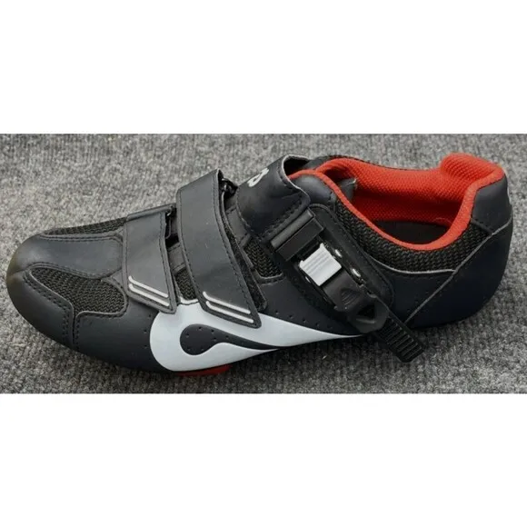Peloton Mens Road Cycling Shoes EUR Size 40 USA 3-Bolt Delta Cleats Black Bike