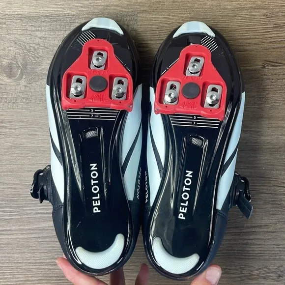 Peloton Women’s Delta Clip In Cycling Shoes, size EU 39, US 8.5