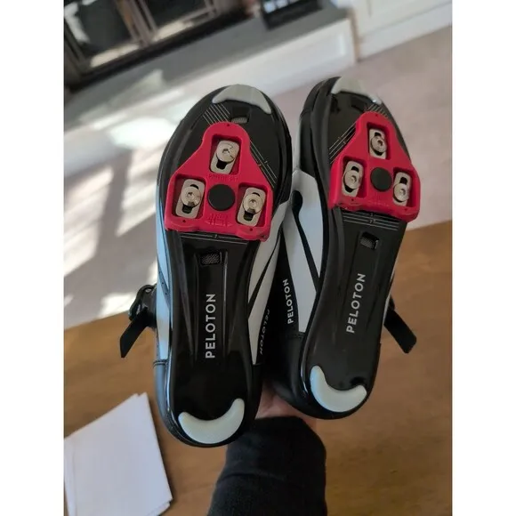 Perfect Peloton cycling bike shoes with look delta cleats EU 37 US women's 6
