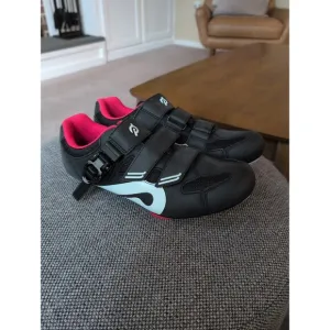 Perfect Peloton cycling bike shoes with look delta cleats EU 42 US women's 11