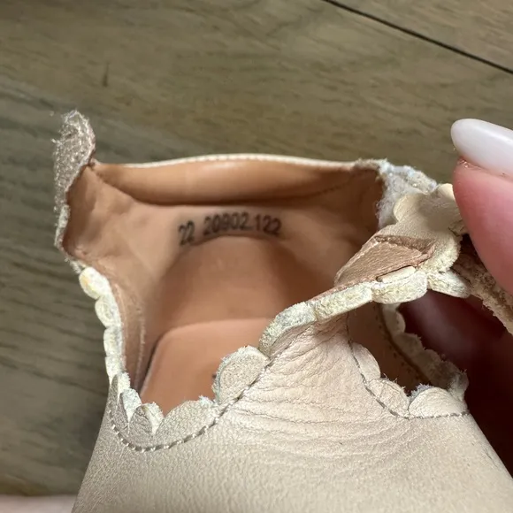 Petit Nord Cream Light Pink T-bar Leather Scallop Toddler Shoes Size EU 22