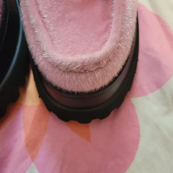 Pink Women's Shoes with Black Chunky Platform Lug Soles