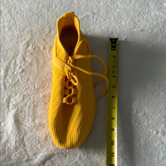 Pony Yellow Sneakers Lightweight Knit Design