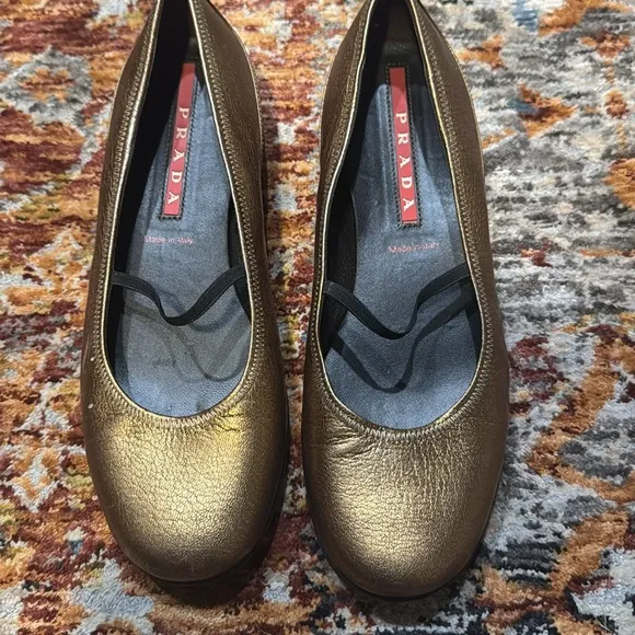 PRADA Bronze Leather Elastic Band Flat Shoes Prada Size 35