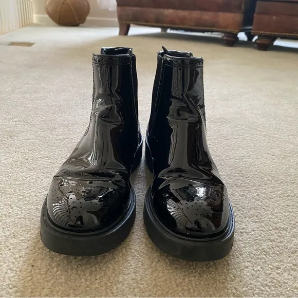 Prada Patent Leather Chelsea Chukka Platform Boots in Black Size 35.5