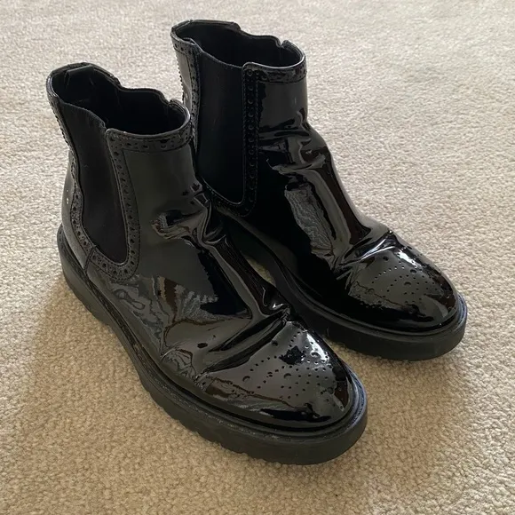 Prada Patent Leather Chelsea Chukka Platform Boots in Black Size 35.5