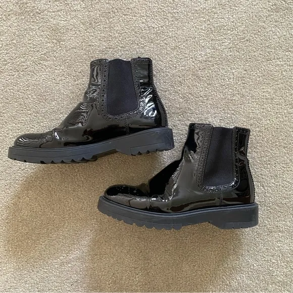 Prada Patent Leather Chelsea Chukka Platform Boots in Black Size 35.5