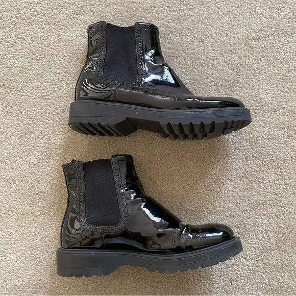 Prada Patent Leather Chelsea Chukka Platform Boots in Black Size 35.5